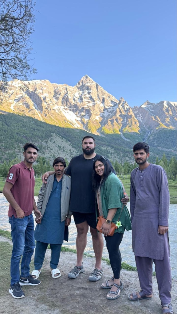 Khunjerab Pass Pak China border tourism elevation